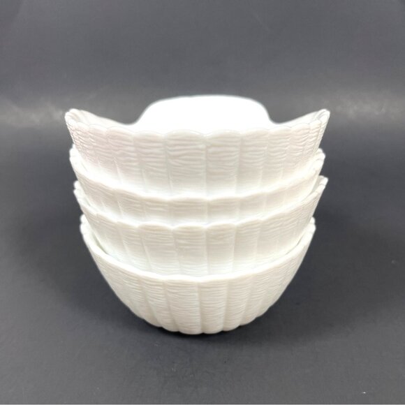 White Milk Glass Seashell Bowl Scallop Clam Shell Dessert 4 Pc Lot Set Vintage - Picture 5 of 10